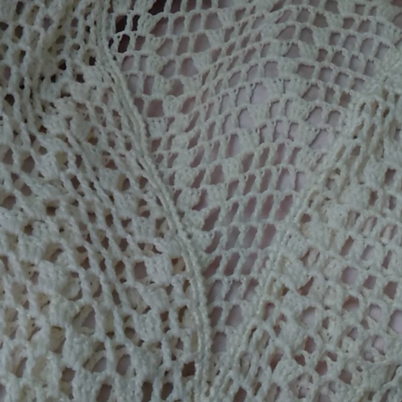 Shawl - Picture 3 of 3